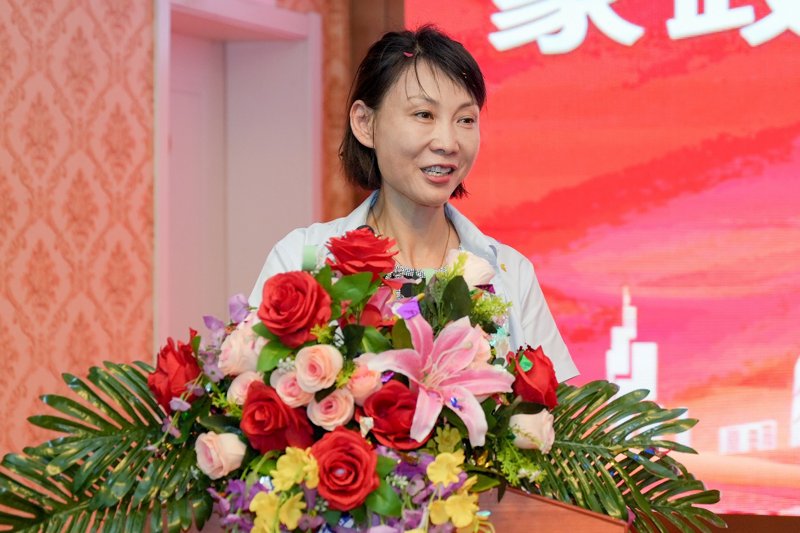 南京家政服务全指南：月嫂、育儿嫂、住家保姆、钟点工保洁到底怎么选